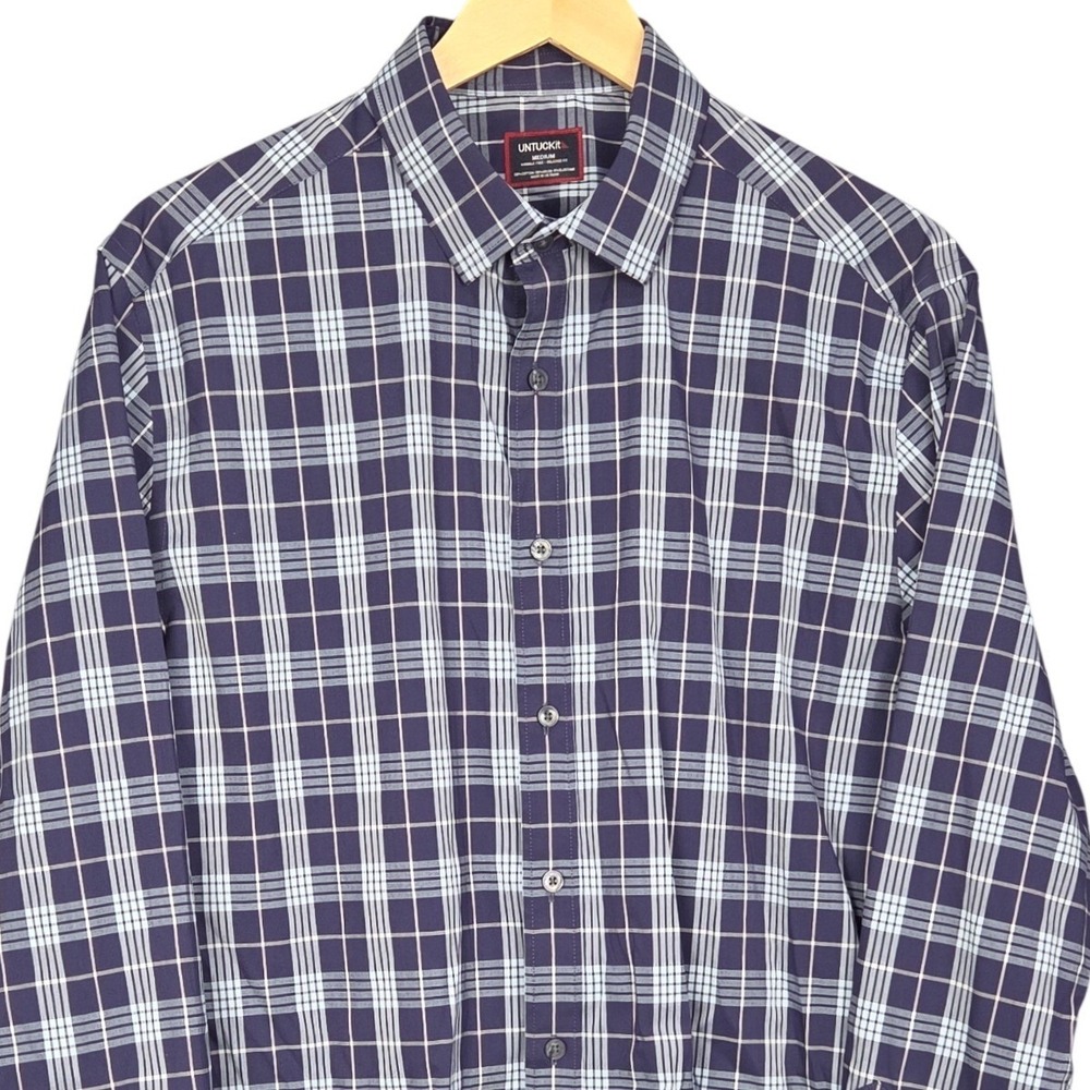 UNTUCKit Lancaster Button Down Shirt Mens Medium Blue Plaid Wrinkle Free Relaxed